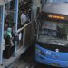Polisi Cari Pelaku Penganiayaan Wanita di Halte Transjakarta Grogol Jakarta Barat