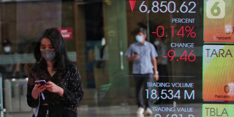 IHSG Turun 0,53%, Investor Asing Borong Saham Sebesar Rp 1,4 Triliun