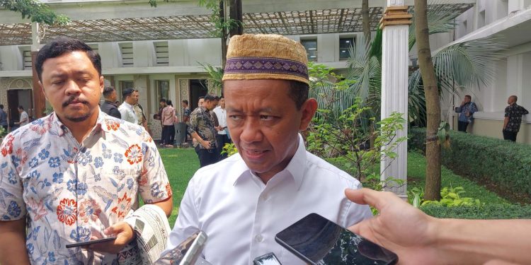Kunjungi Raja Ampat, Bahlil Tinjau Kondisi Pulau Gag secara Langsung